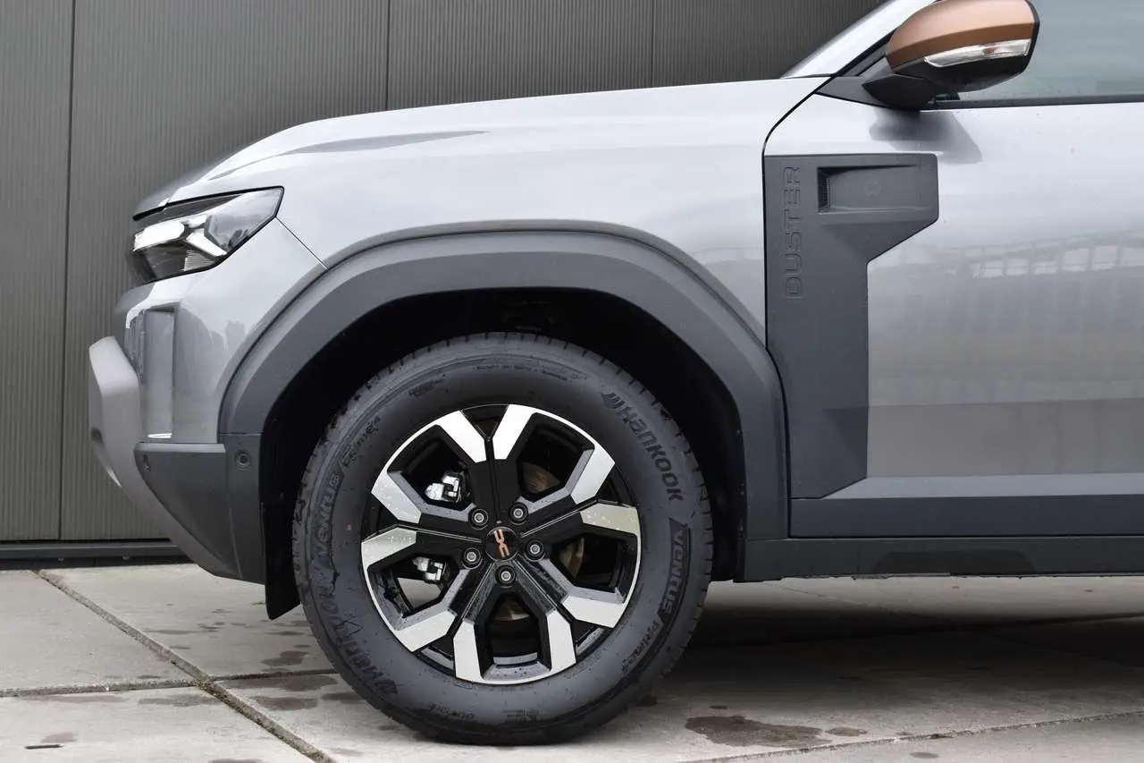 Photo 1 : Dacia Duster 2024 Hybride