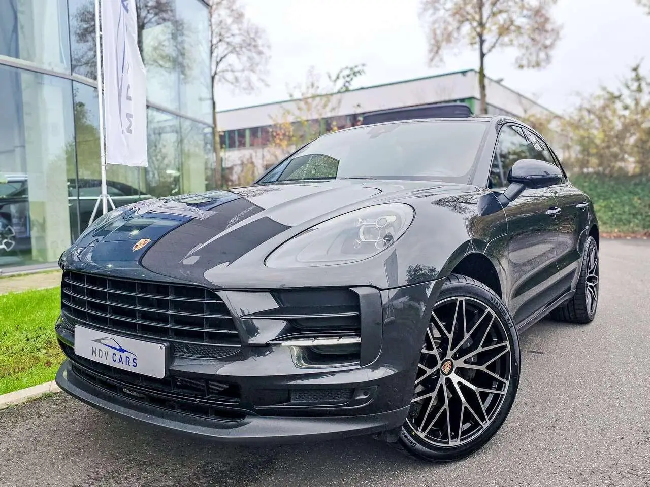 Photo 1 : Porsche Macan 2020 Petrol