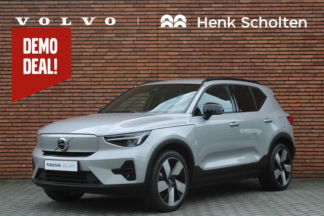 Photo 1 : Volvo Xc40 2023 Électrique