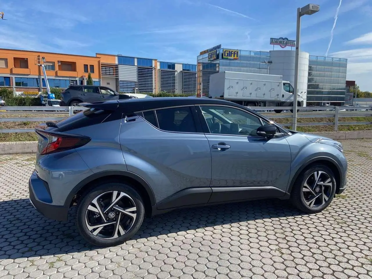 Photo 1 : Toyota C-hr 2023 Hybride