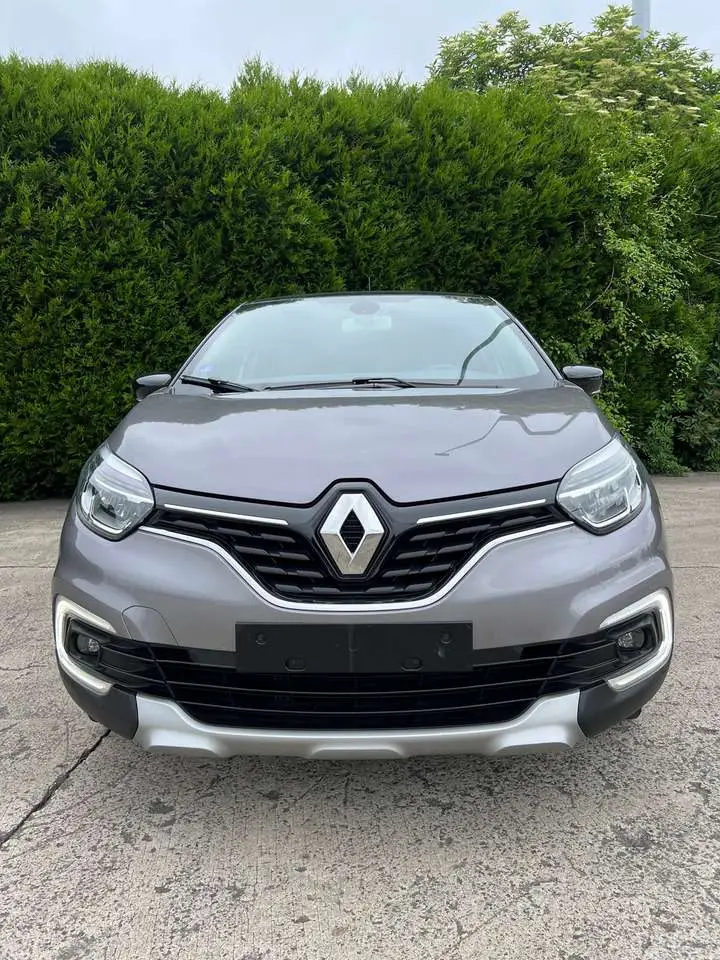 Photo 1 : Renault Captur 2018 Petrol