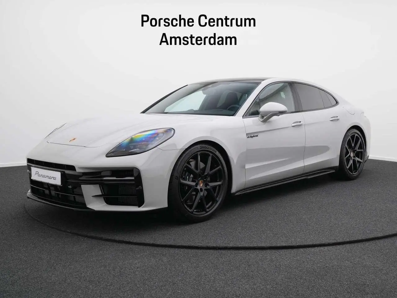 Photo 1 : Porsche Panamera 2024 Hybride