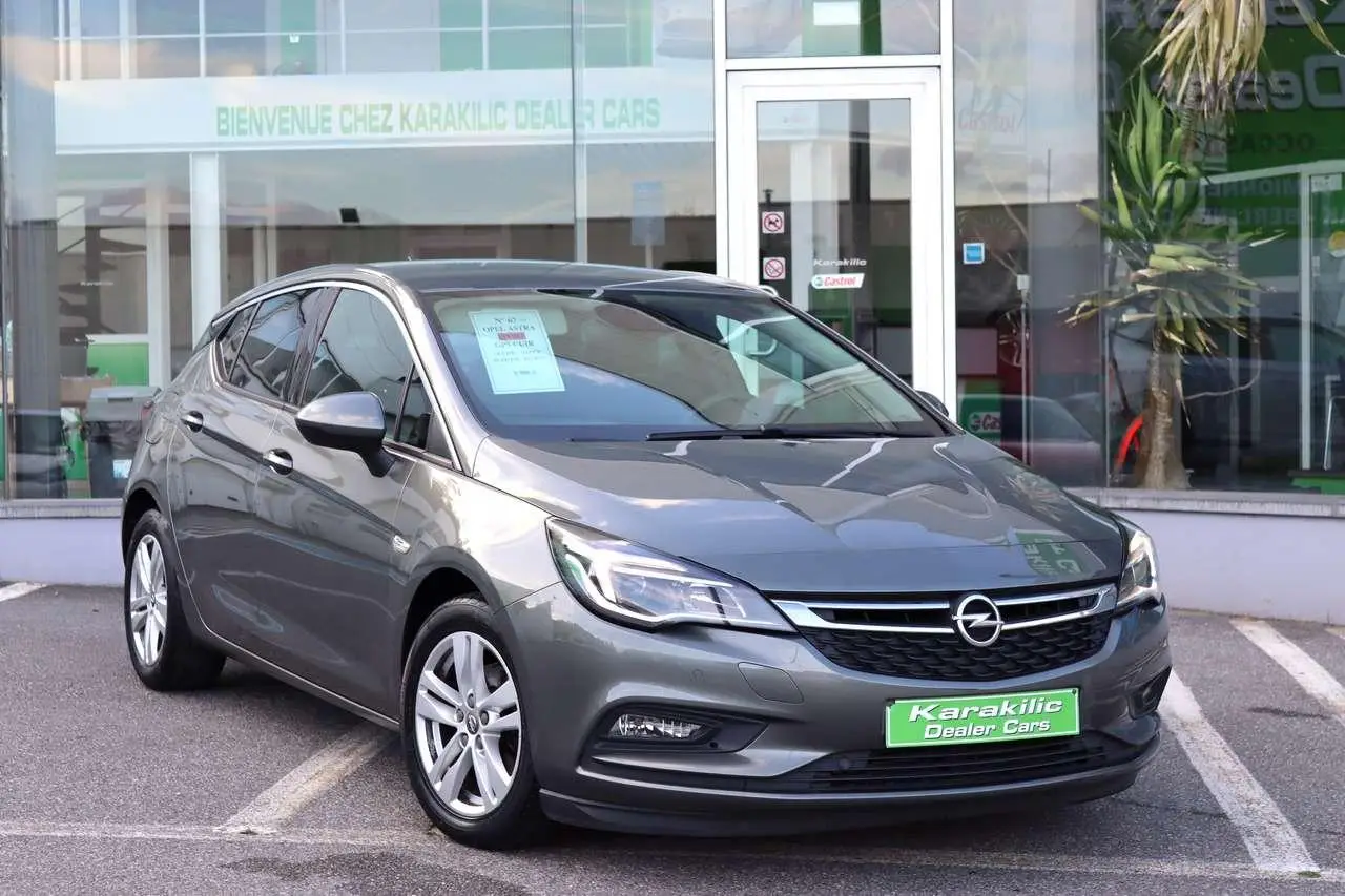 Photo 1 : Opel Astra 2019 Diesel