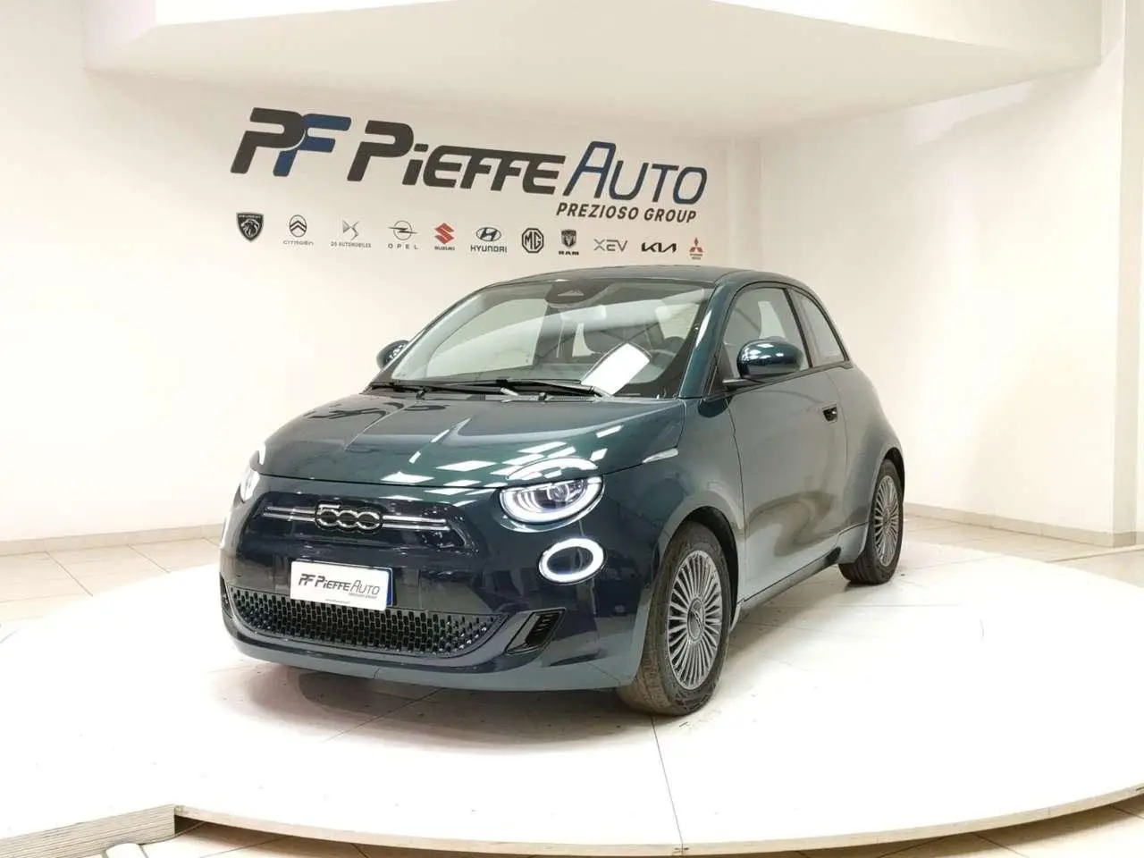 Photo 1 : Fiat 500 2022 Électrique