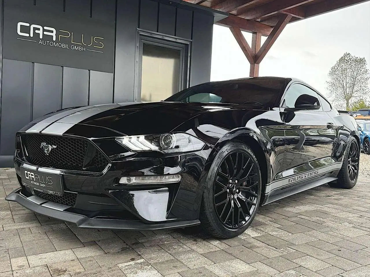 Photo 1 : Ford Mustang 2019 Petrol