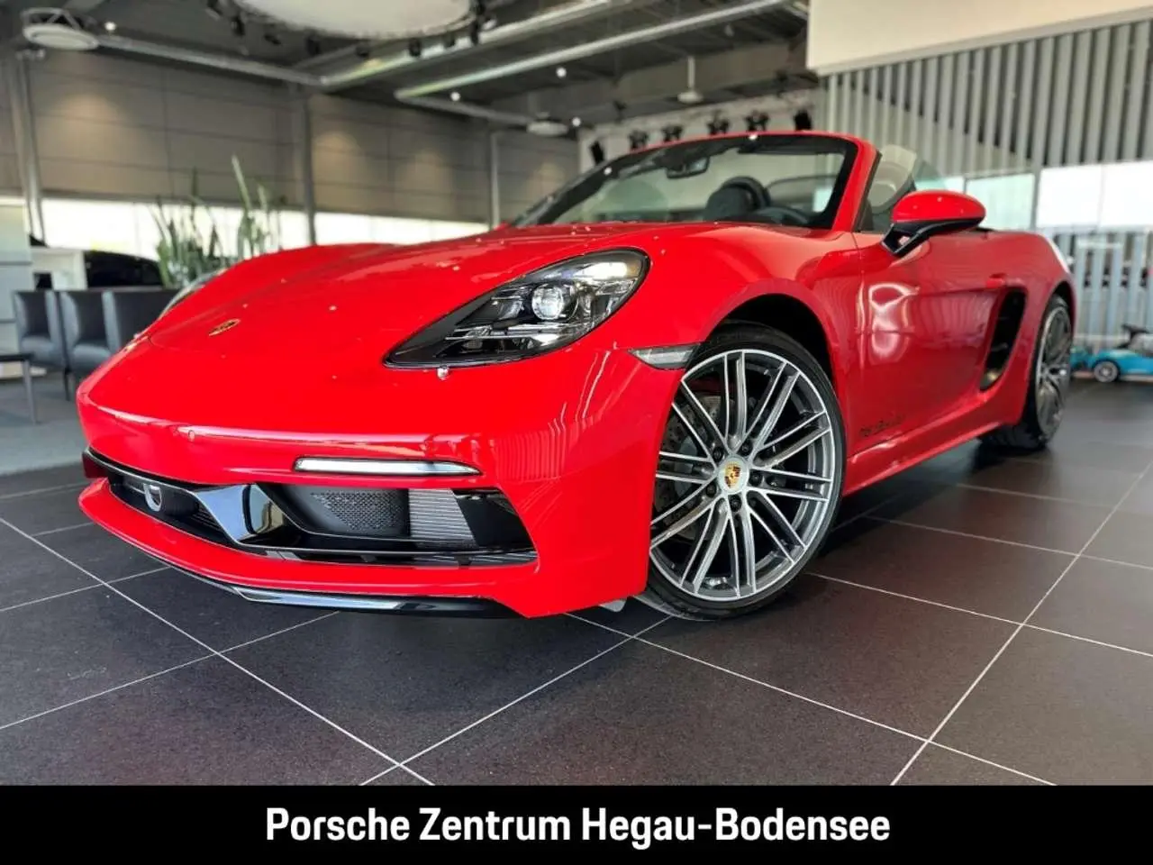 Photo 1 : Porsche Boxster 2024 Essence