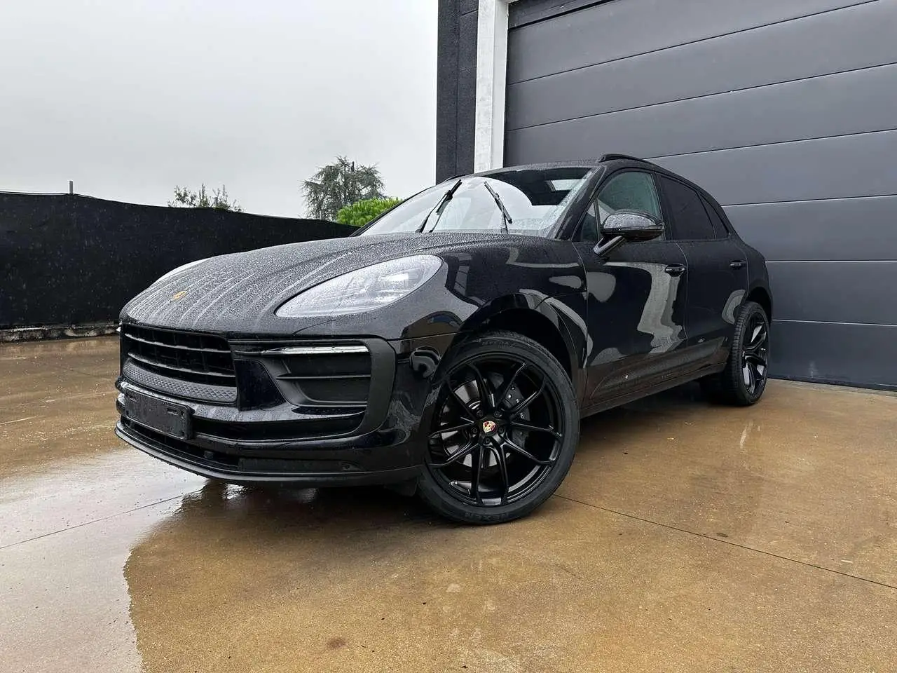 Photo 1 : Porsche Macan 2024 Essence