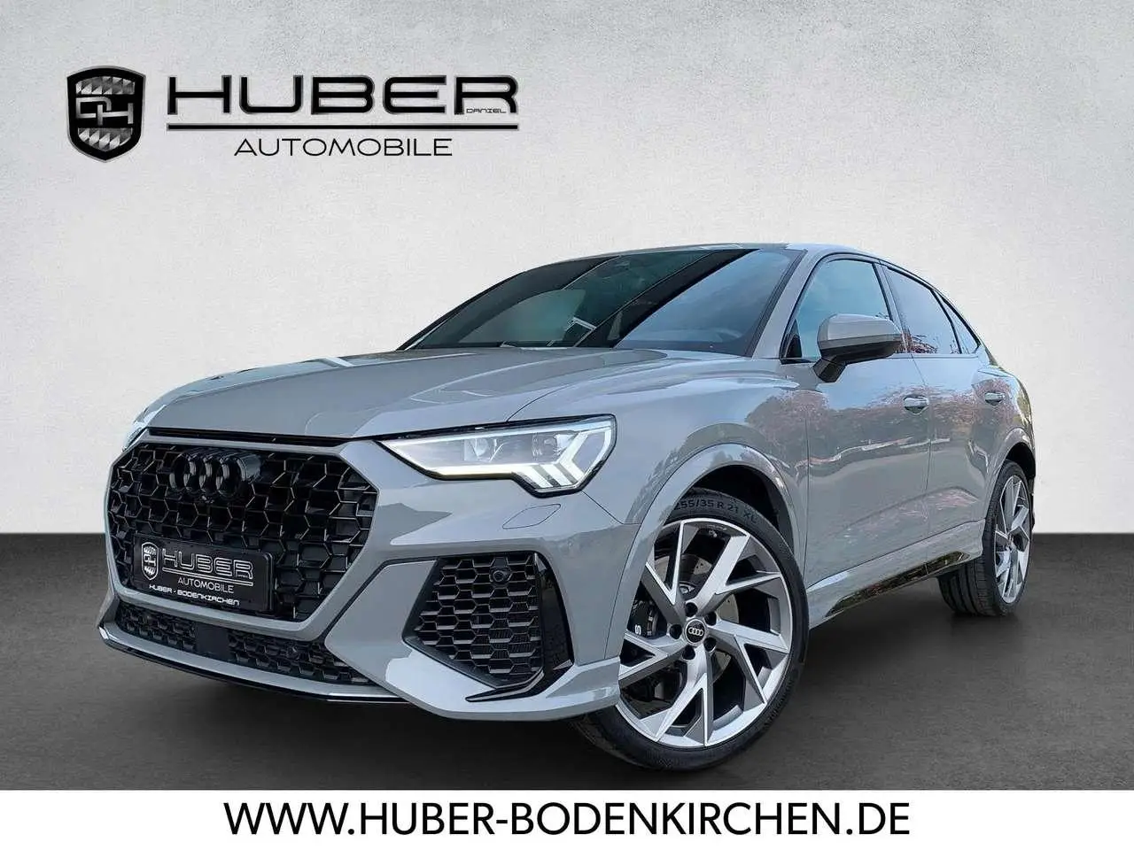 Photo 1 : Audi Rsq3 2022 Essence