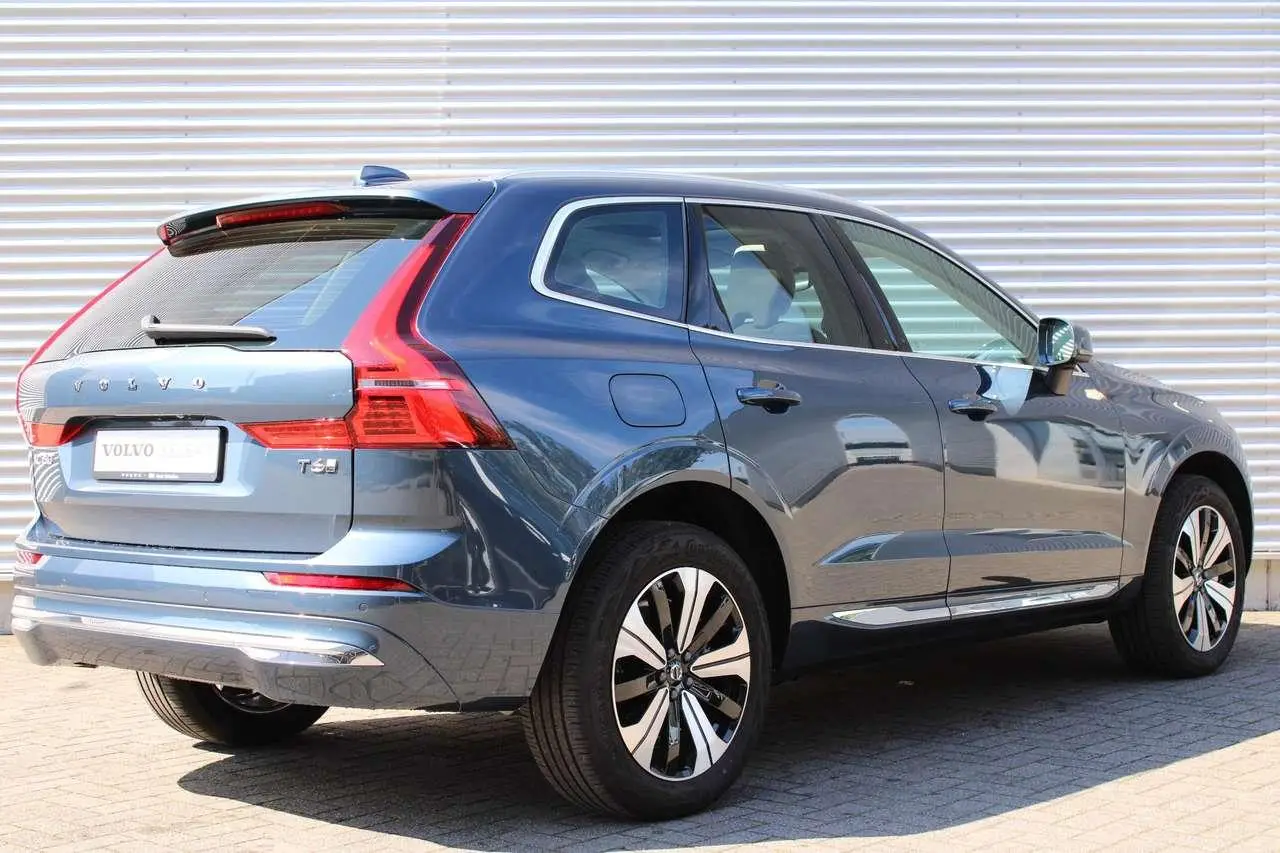 Photo 1 : Volvo Xc60 2024 Hybrid