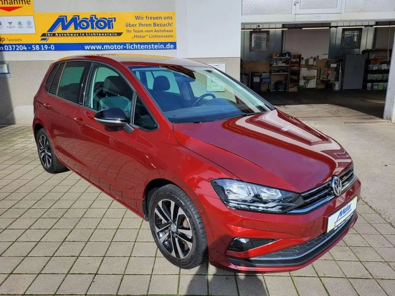 Photo 1 : Volkswagen Golf 2019 Petrol