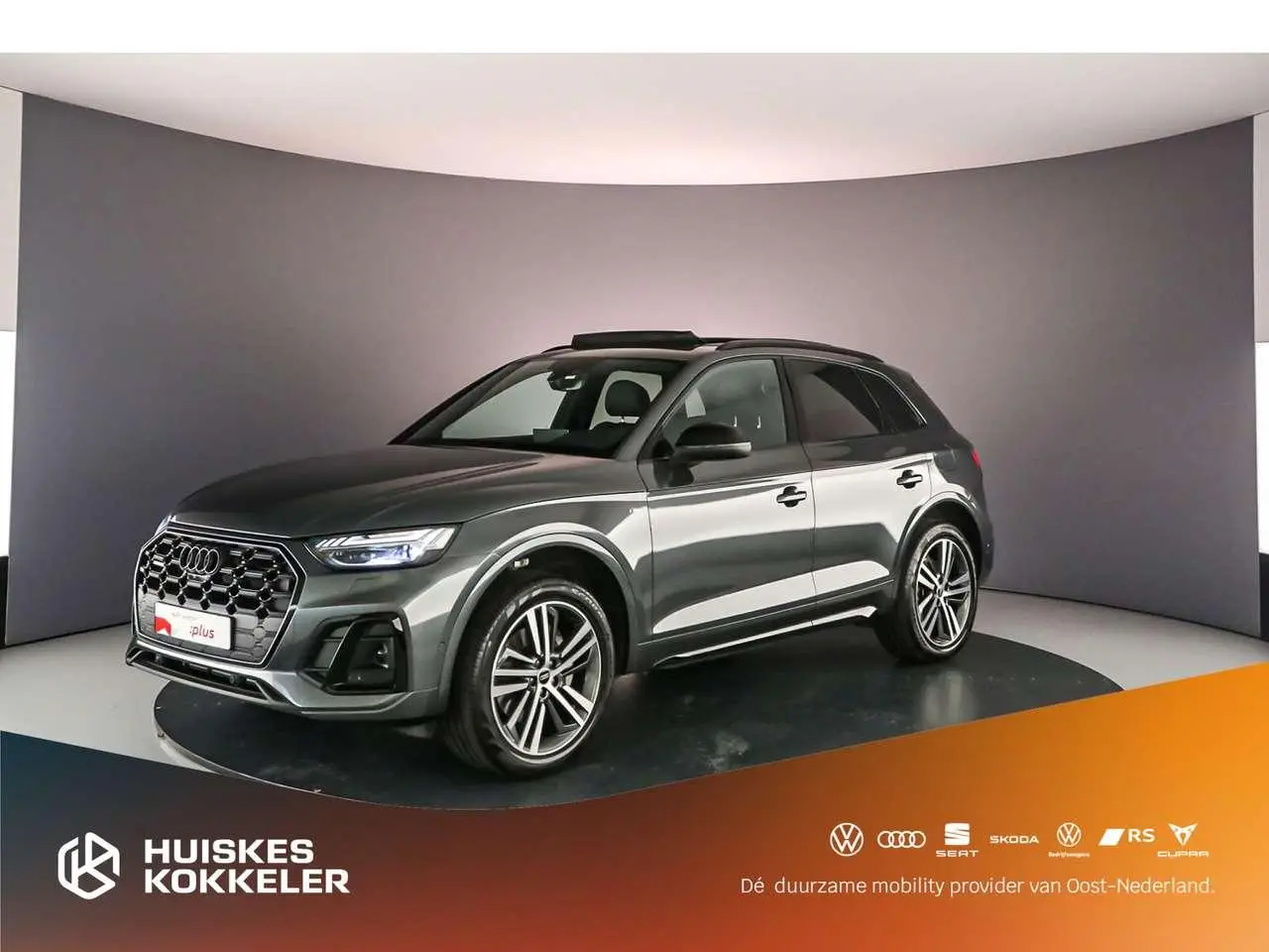 Photo 1 : Audi Q5 2023 Hybride