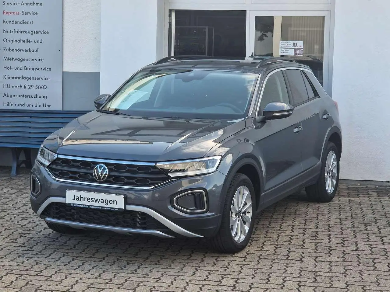 Photo 1 : Volkswagen T-roc 2023 Essence