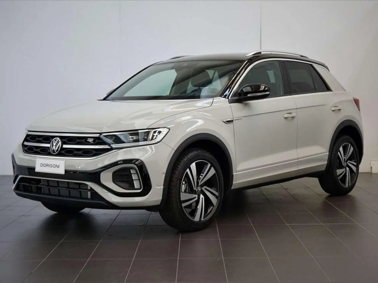 Photo 1 : Volkswagen T-roc 2024 Essence