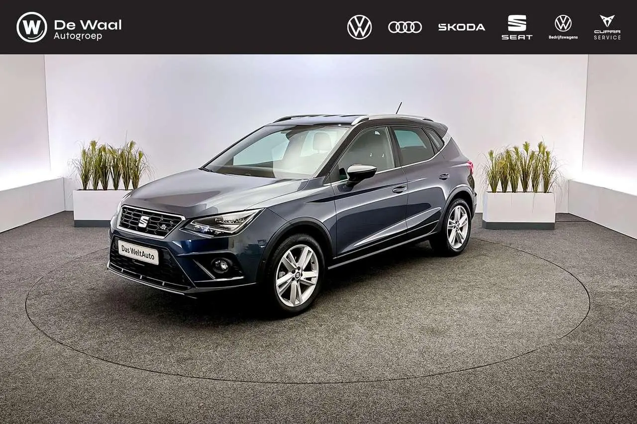 Photo 1 : Seat Arona 2021 Petrol