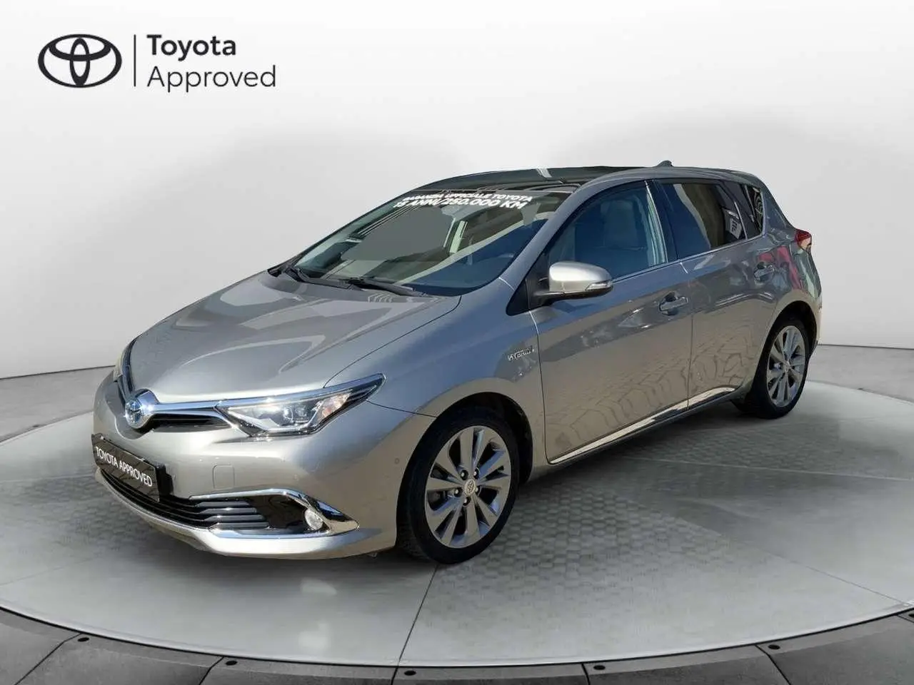 Photo 1 : Toyota Auris 2015 Hybride