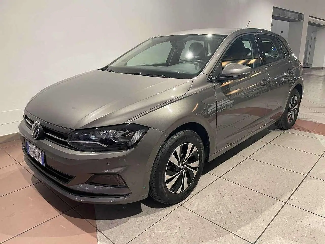 Photo 1 : Volkswagen Polo 2021 Petrol