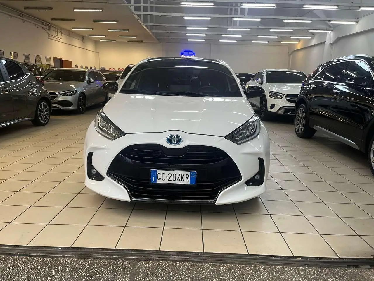 Photo 1 : Toyota Yaris 2020 Hybrid