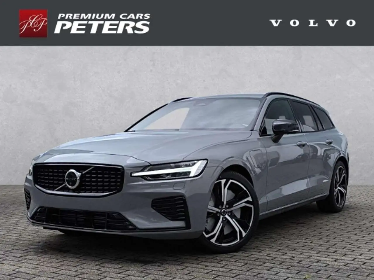 Photo 1 : Volvo V60 2024 Hybrid