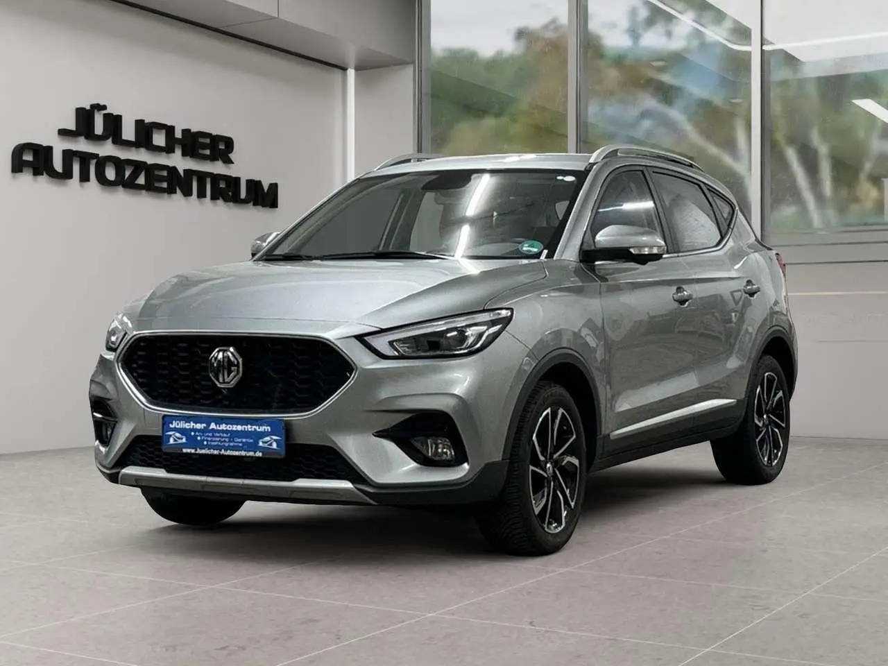 Photo 1 : Mg Zs 2022 Essence