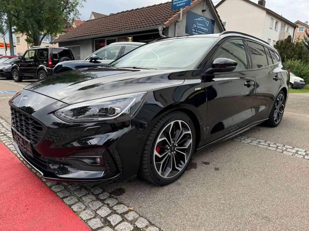 Photo 1 : Ford Focus 2019 Petrol