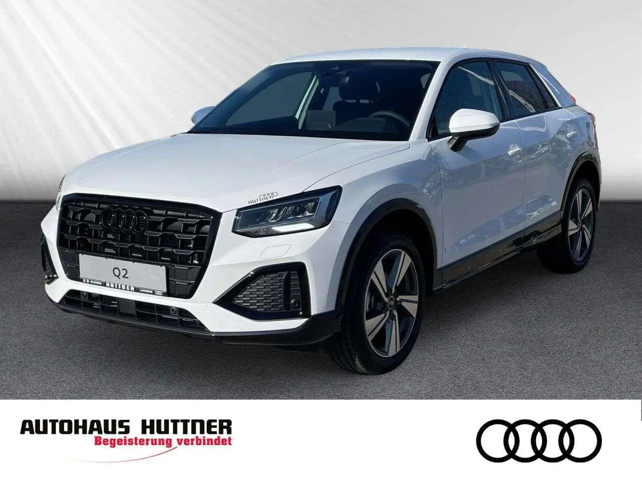 Photo 1 : Audi Q2 2024 Petrol