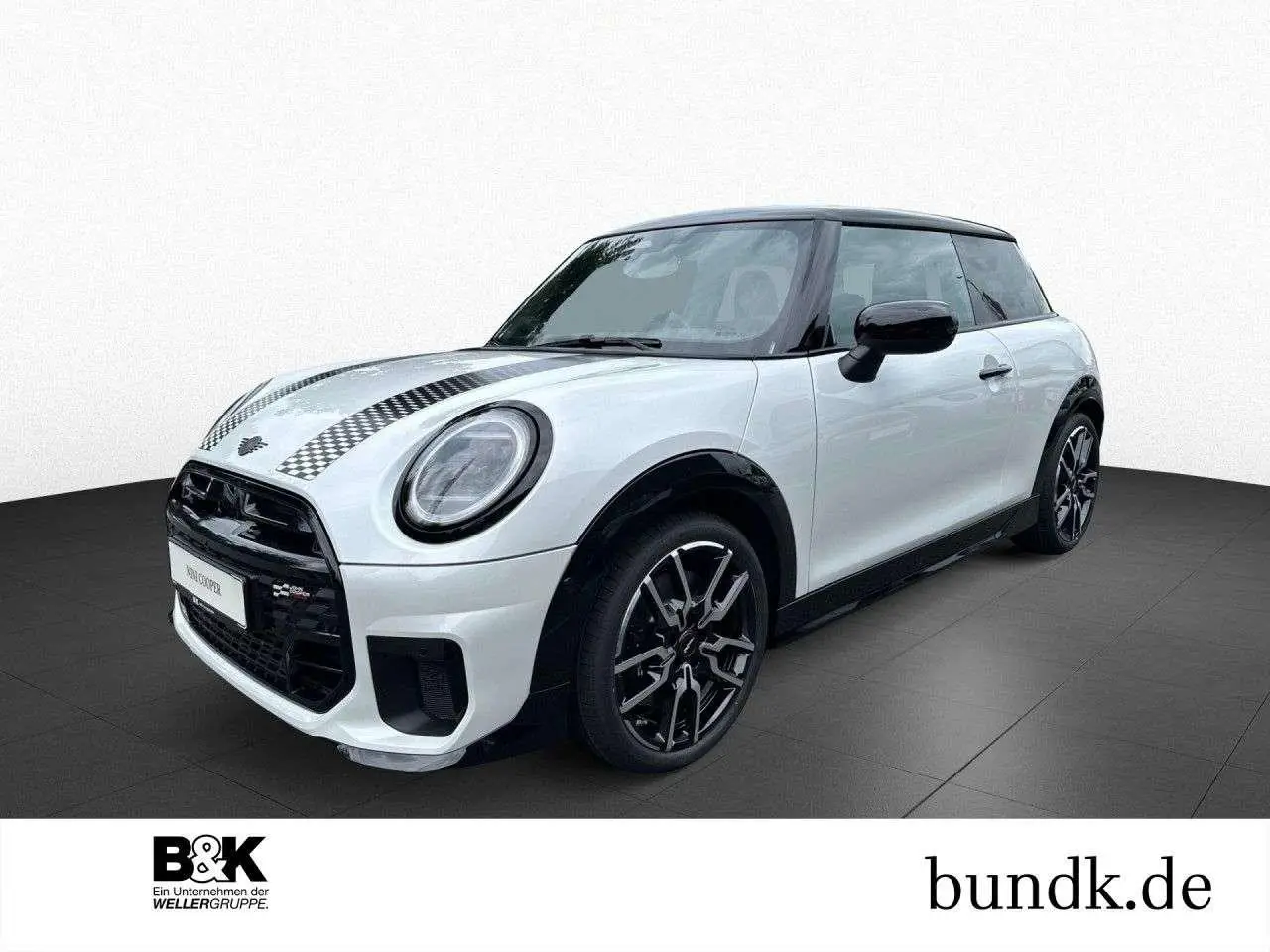 Photo 1 : Mini Cooper 2024 Petrol