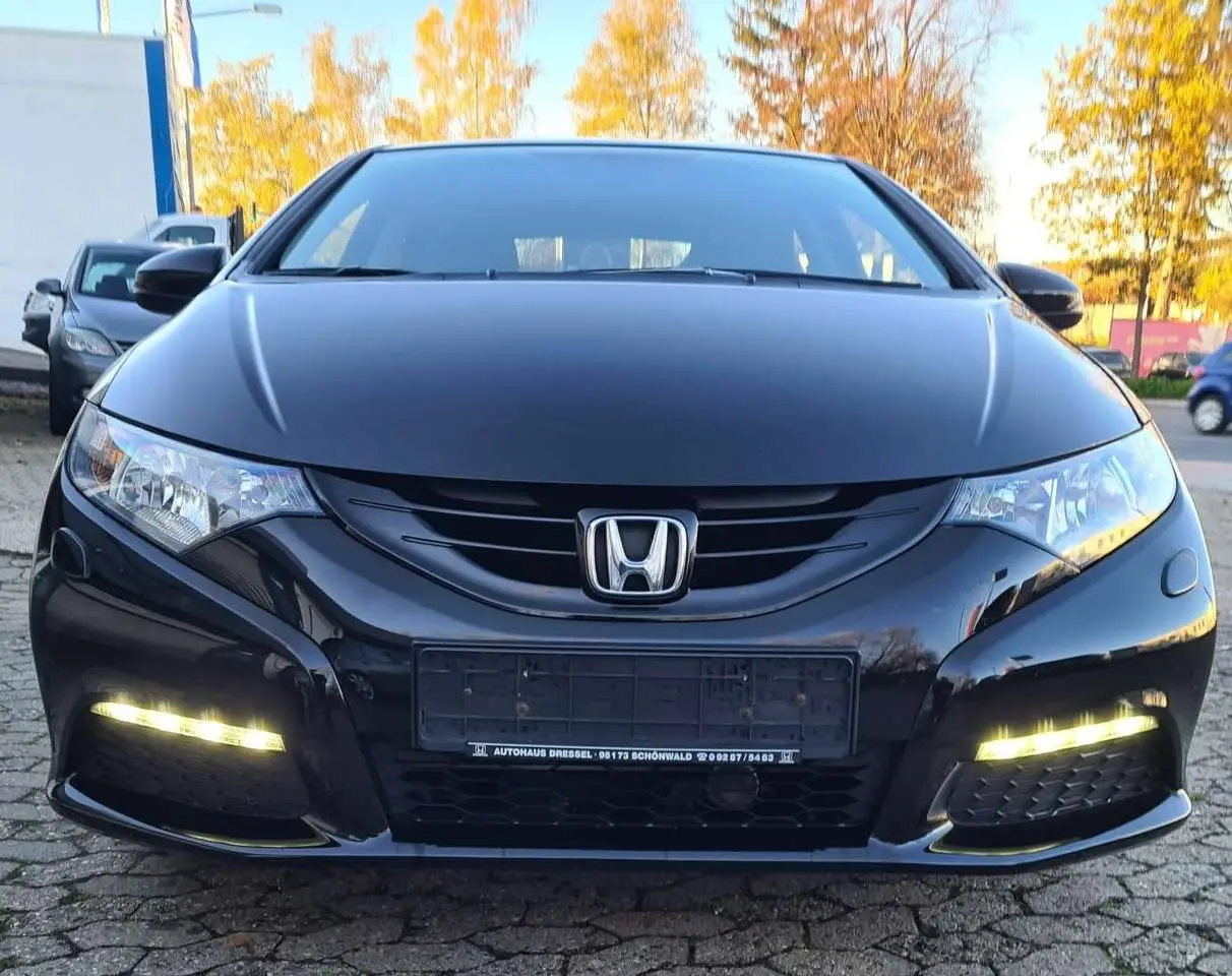 Photo 1 : Honda Civic 2014 Petrol