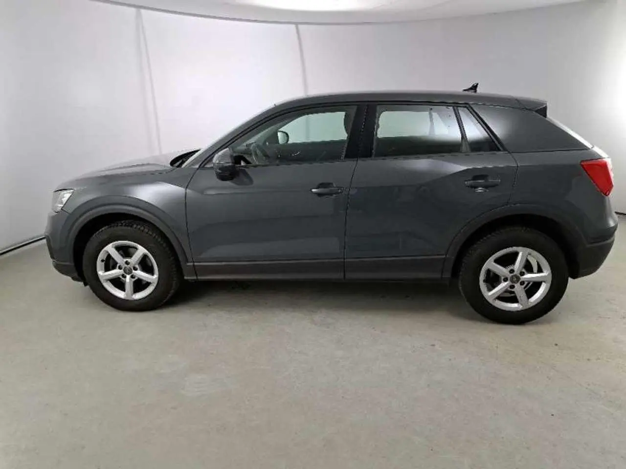 Photo 1 : Audi Q2 2020 Diesel