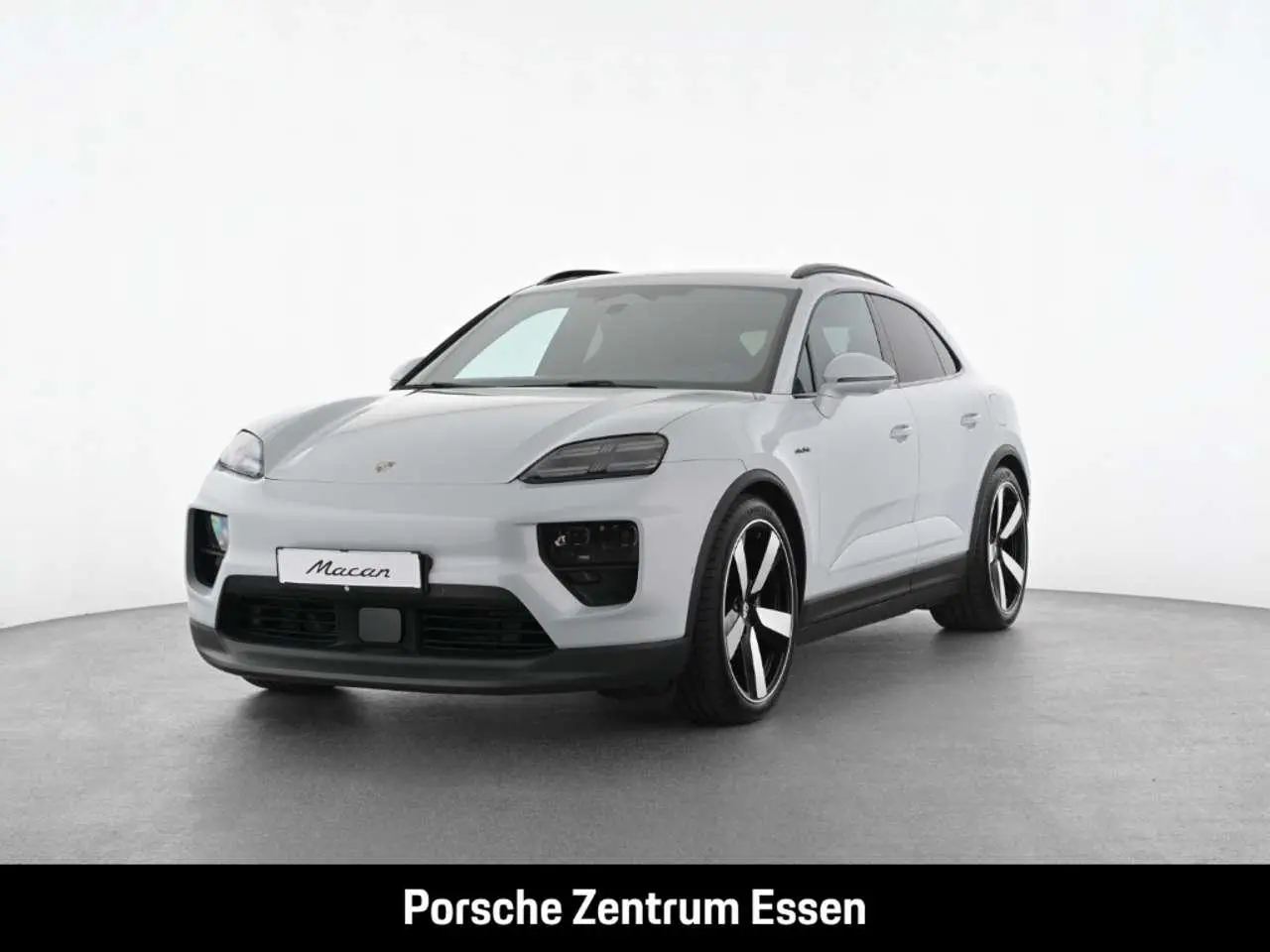 Photo 1 : Porsche Macan 2024 Electric