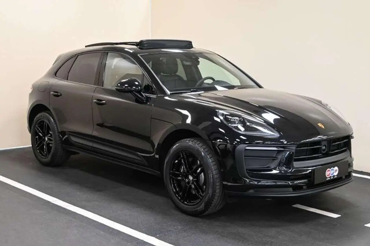 Photo 1 : Porsche Macan 2023 Petrol