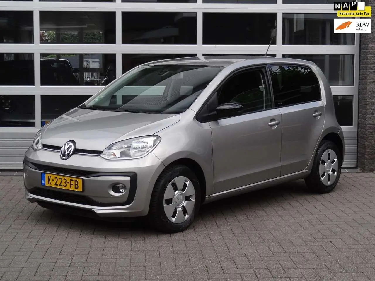 Photo 1 : Volkswagen Up! 2019 Petrol