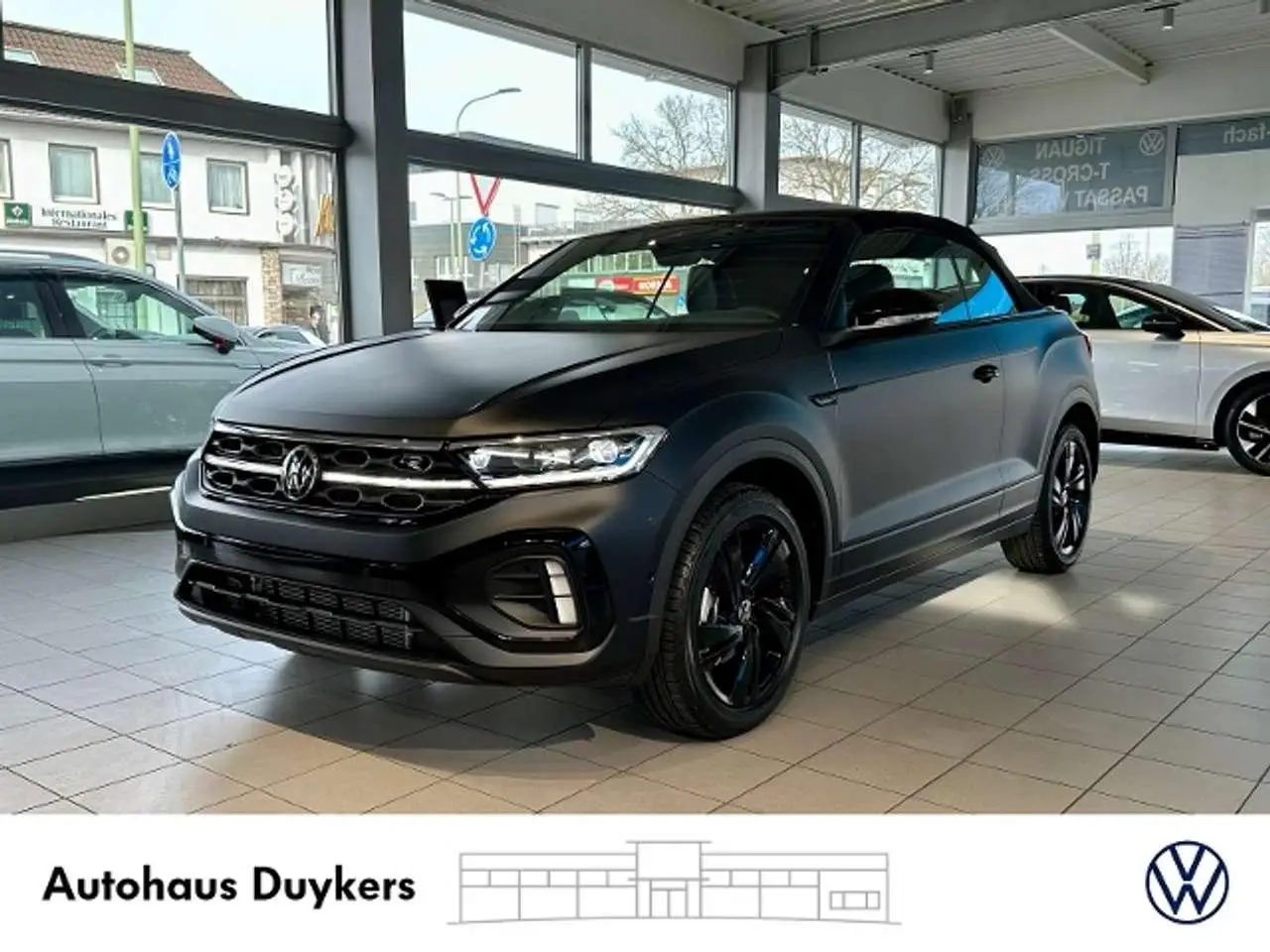 Photo 1 : Volkswagen T-roc 2024 Petrol