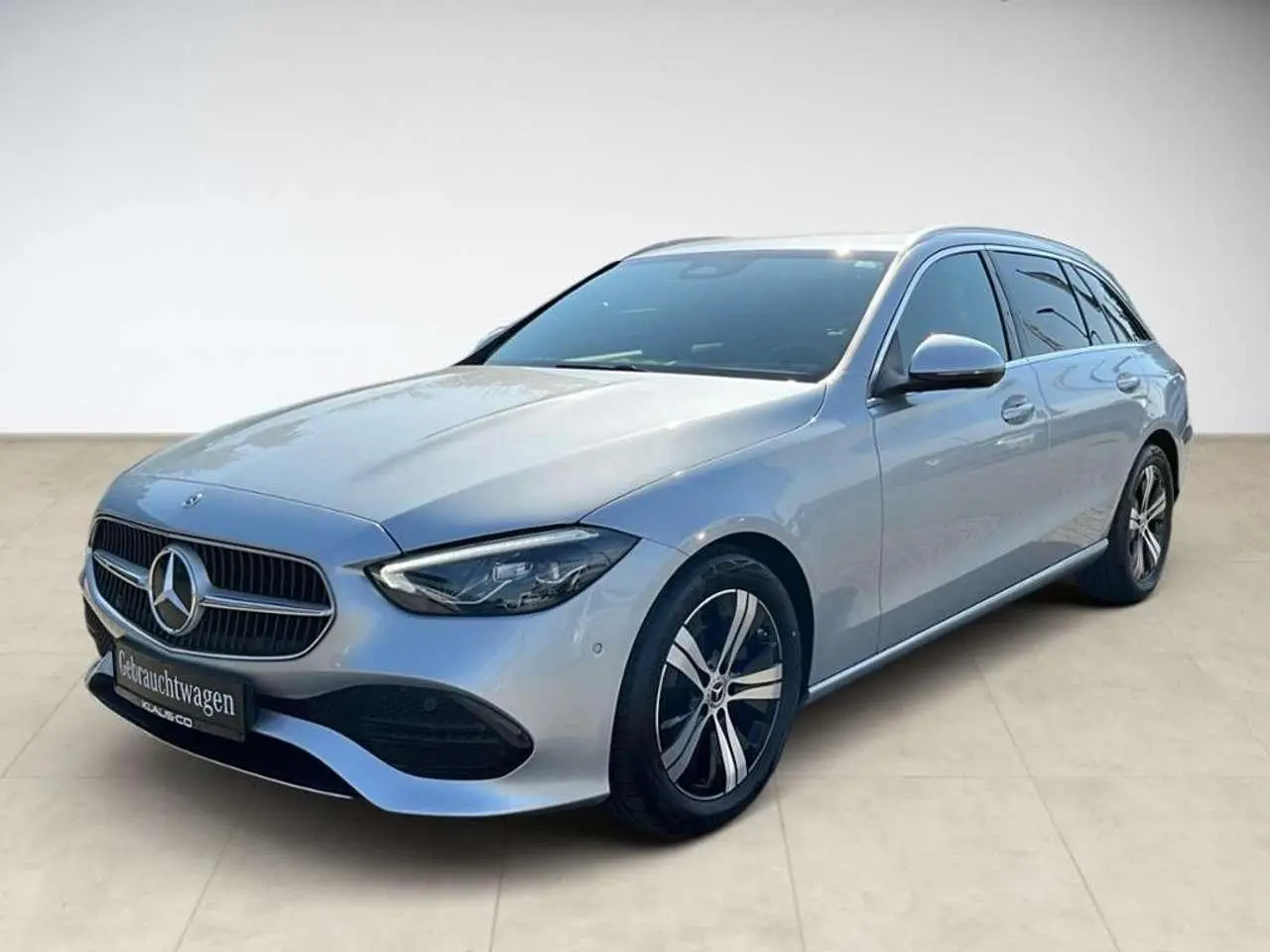 Photo 1 : Mercedes-benz Classe C 2023 Petrol