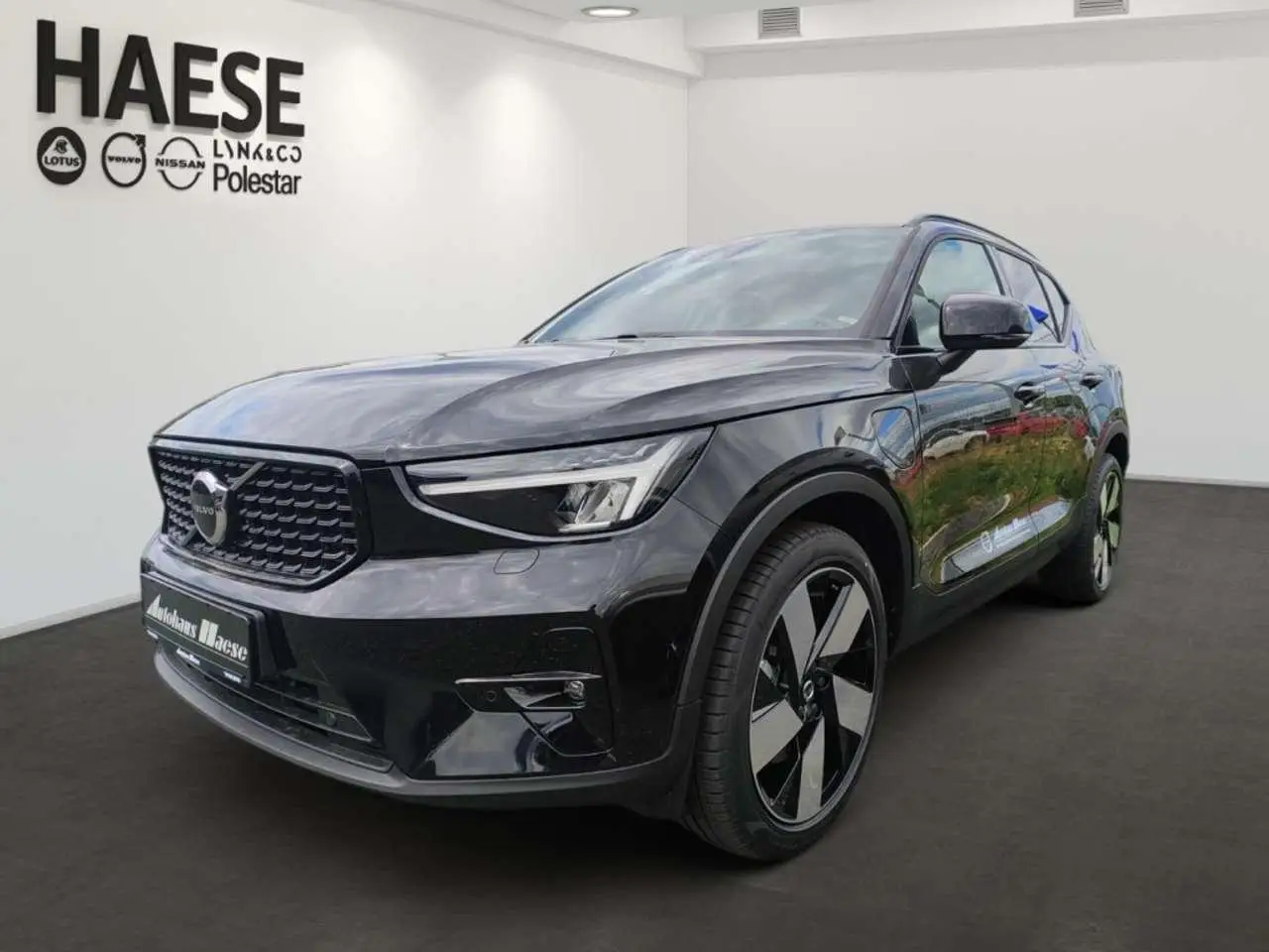 Photo 1 : Volvo Xc40 2023 Hybride