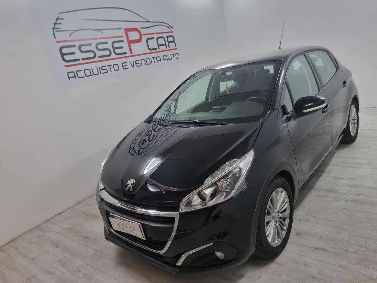 Photo 1 : Peugeot 208 2017 Essence