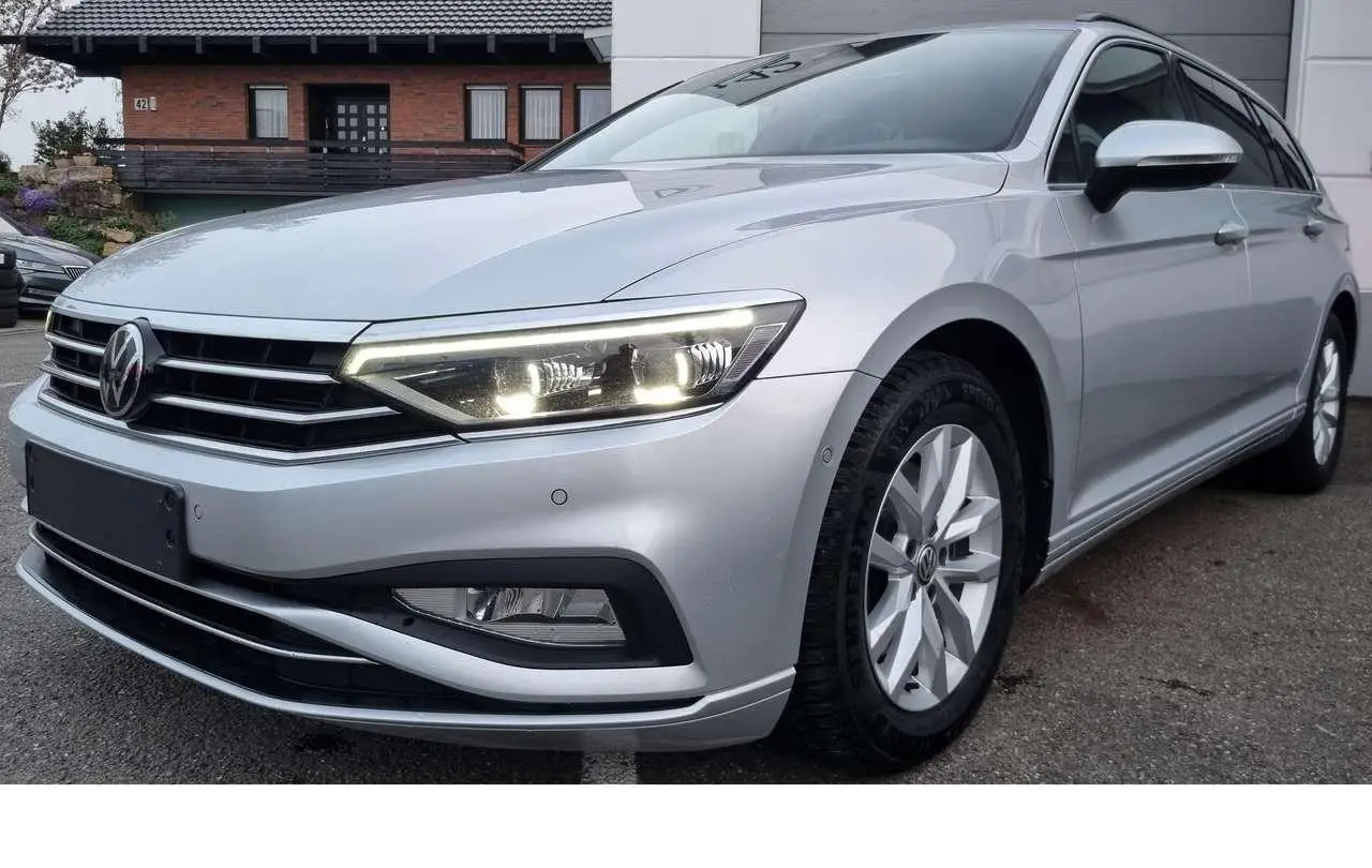 Photo 1 : Volkswagen Passat 2021 Diesel