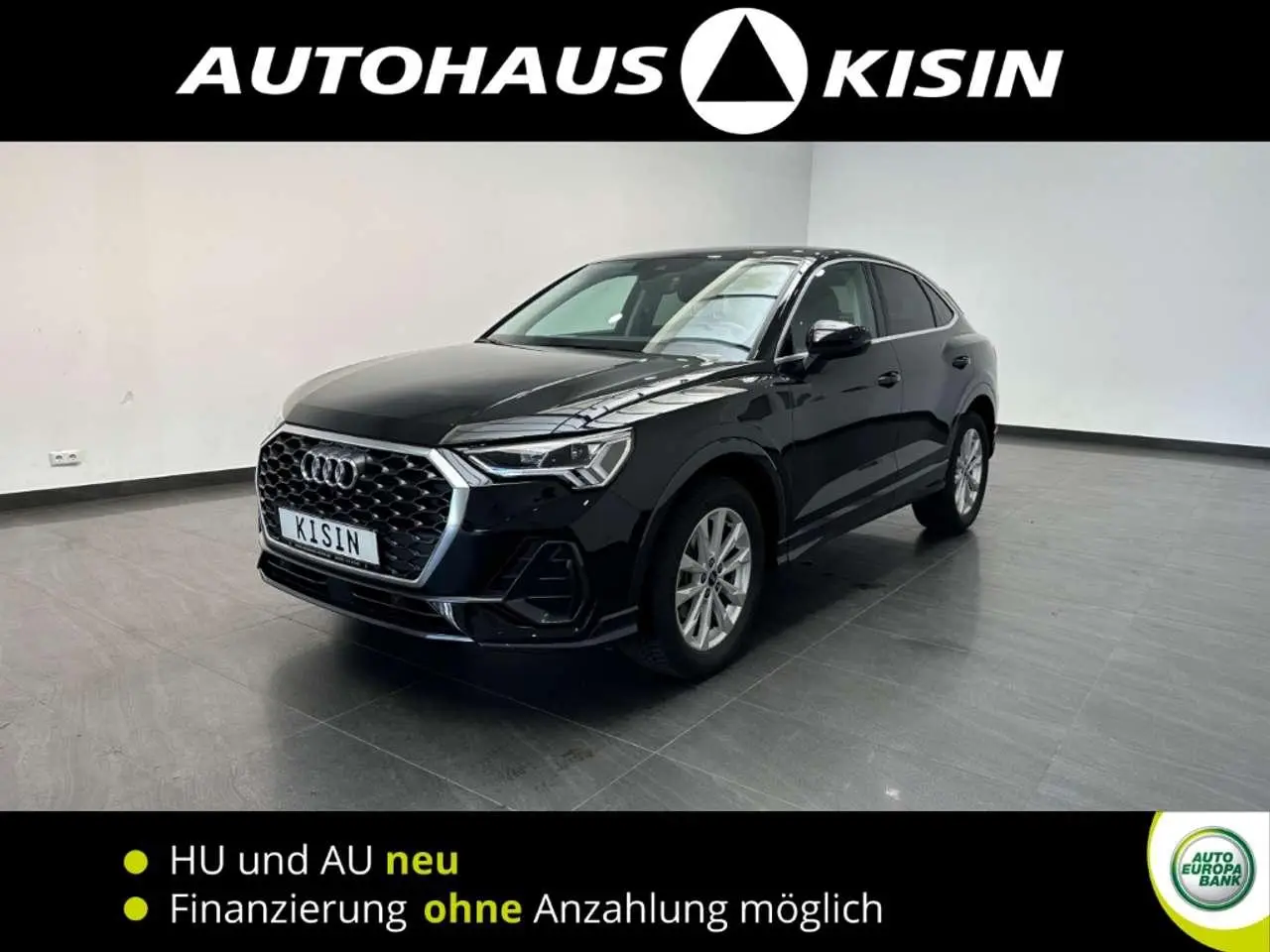 Photo 1 : Audi Q3 2023 Essence