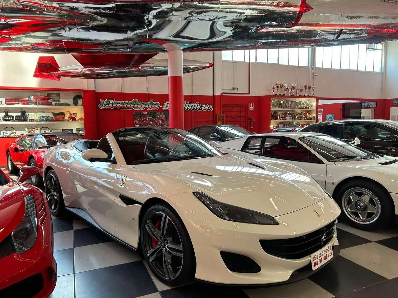 Photo 1 : Ferrari Portofino 2020 Essence