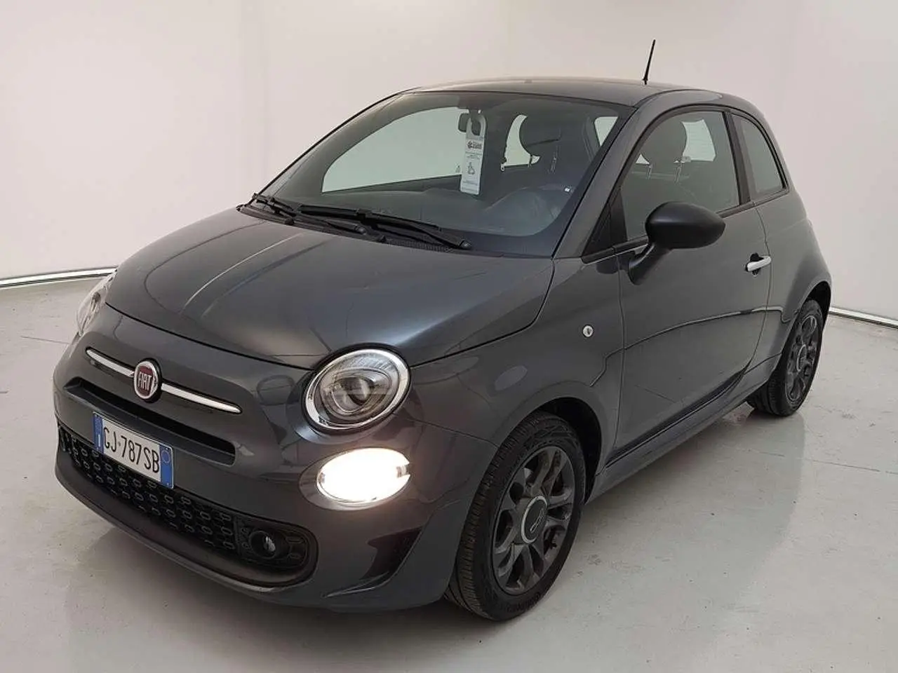 Photo 1 : Fiat 500 2022 Hybride