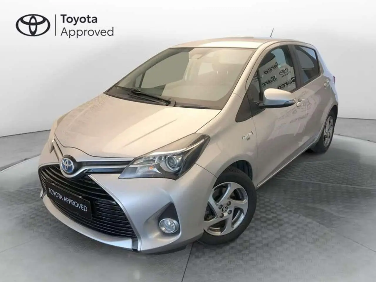 Photo 1 : Toyota Yaris 2015 Hybride