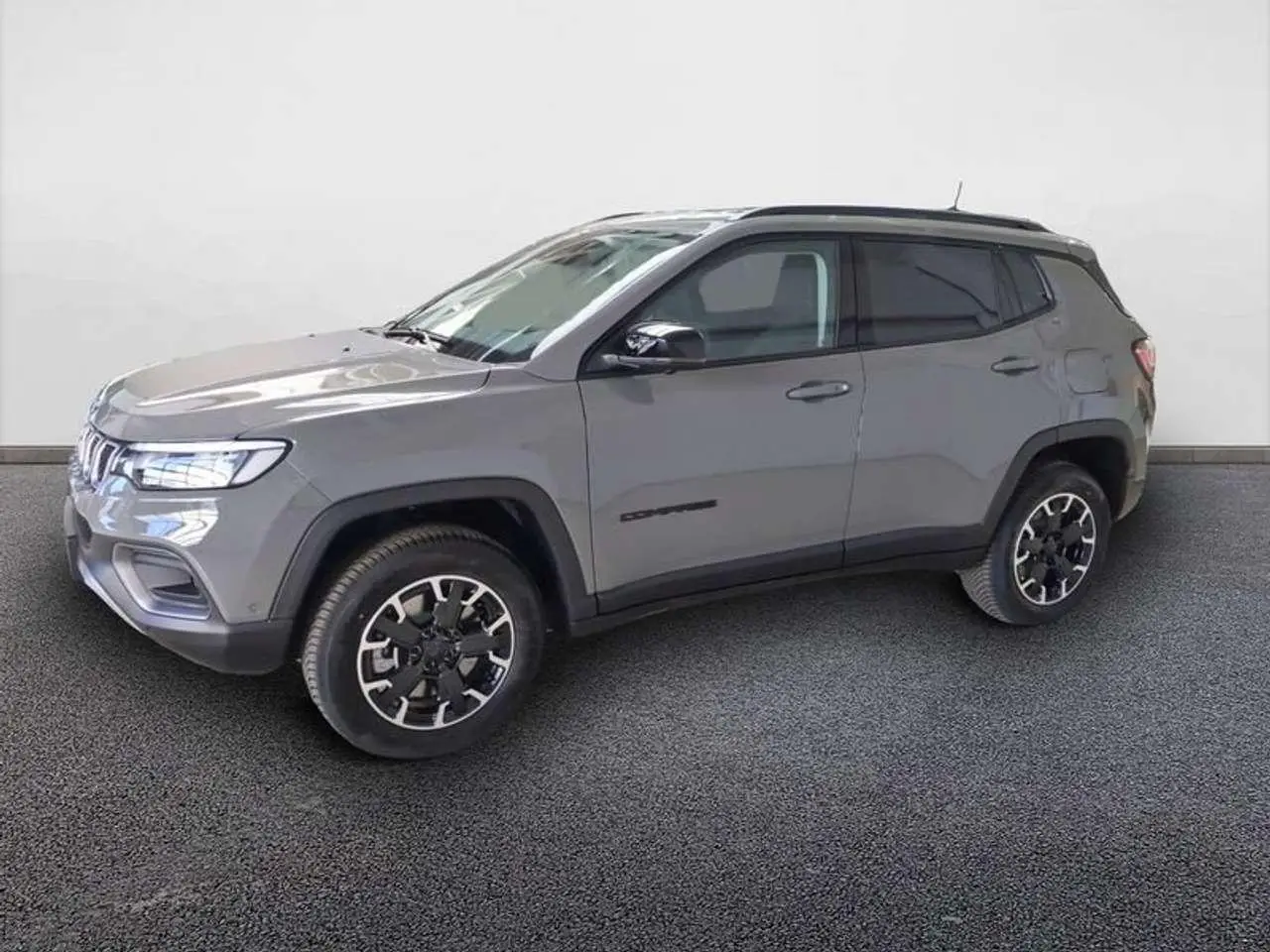 Photo 1 : Jeep Compass 2023 Hybride