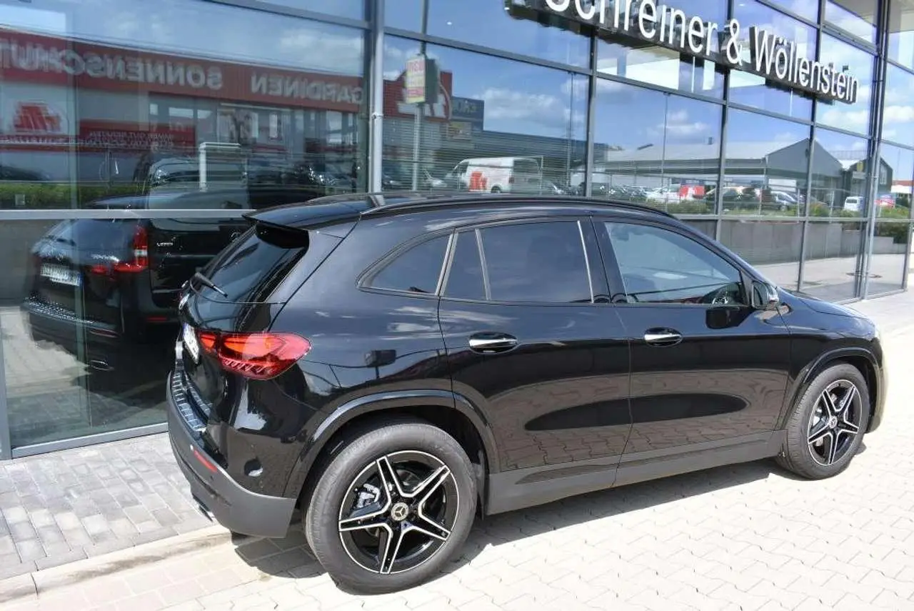 Photo 1 : Mercedes-benz Classe Gla 2024 Petrol