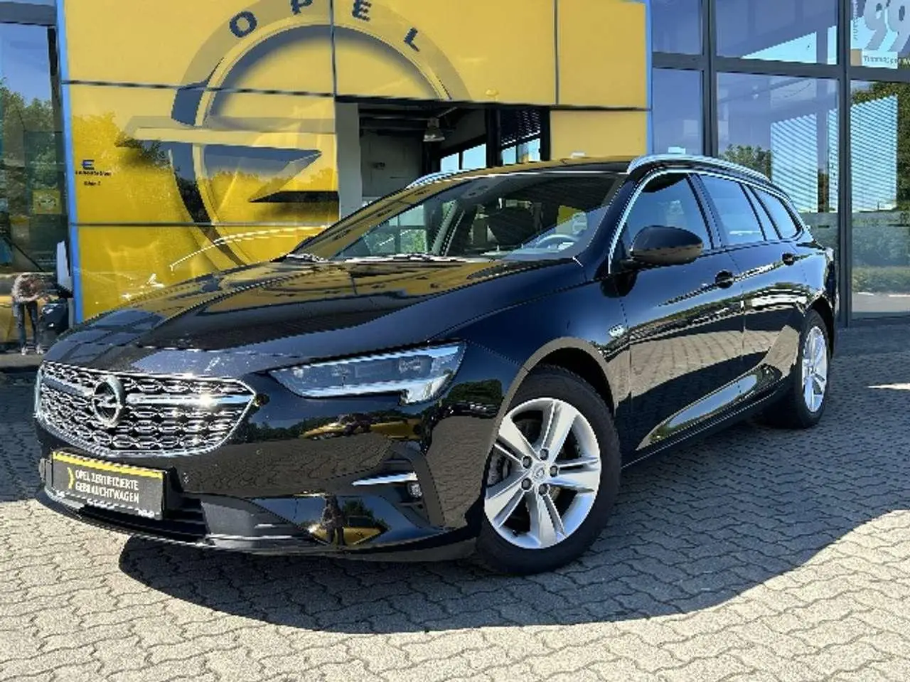 Photo 1 : Opel Insignia 2022 Essence