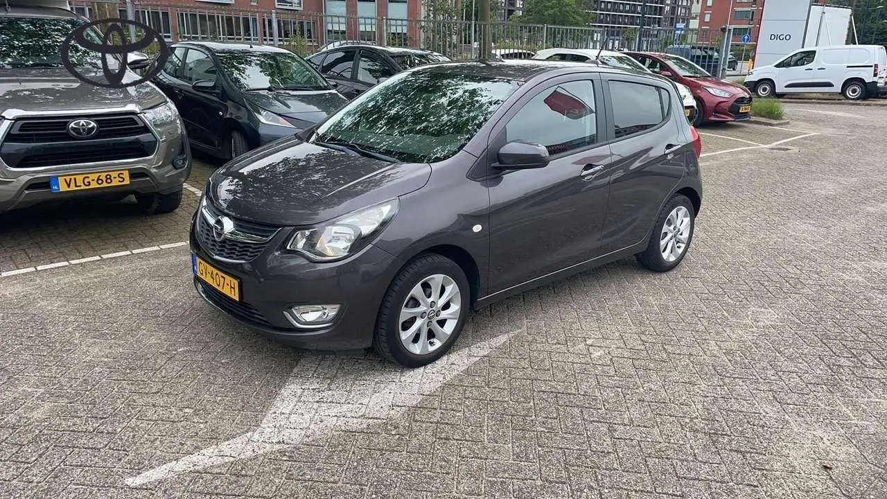 Photo 1 : Opel Karl 2015 Petrol