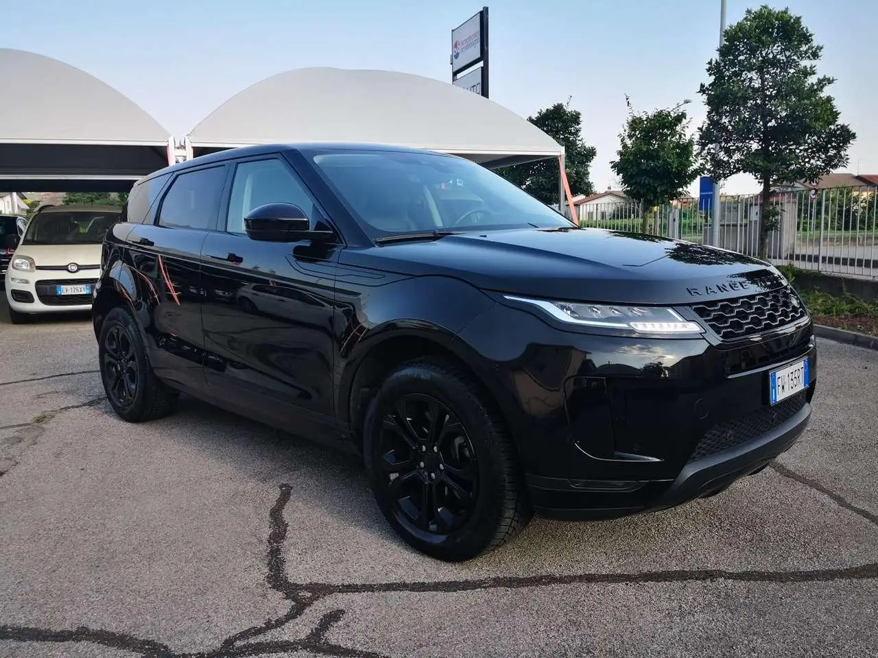 Photo 1 : Land Rover Range Rover Evoque 2019 Hybride