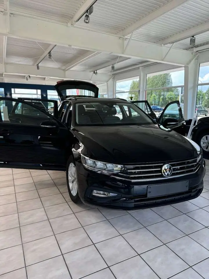 Photo 1 : Volkswagen Passat 2021 Diesel