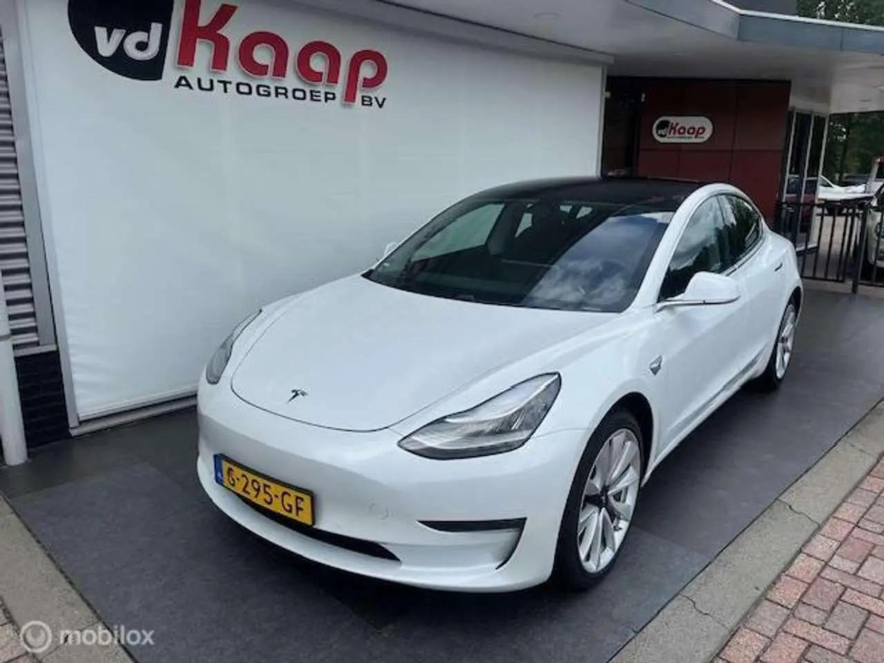 Photo 1 : Tesla Model 3 2019 Electric