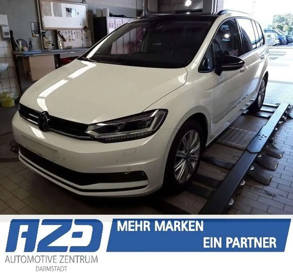 Photo 1 : Volkswagen Touran 2023 Diesel