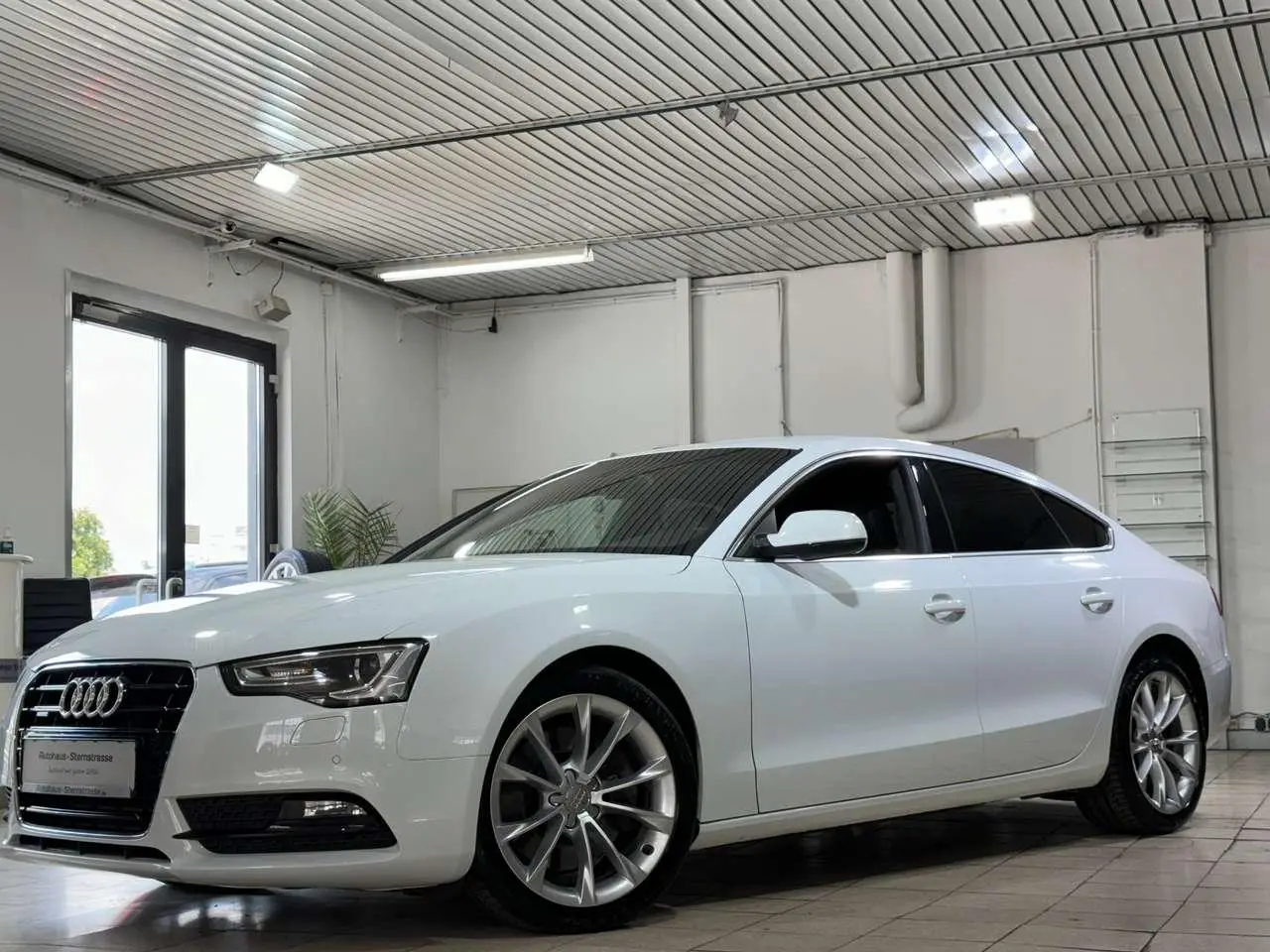 Photo 1 : Audi A5 2017 Diesel