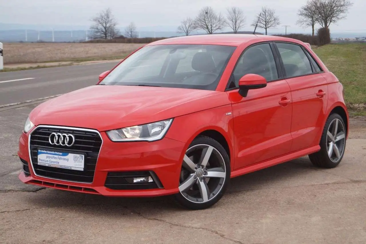 Photo 1 : Audi A1 2016 Petrol